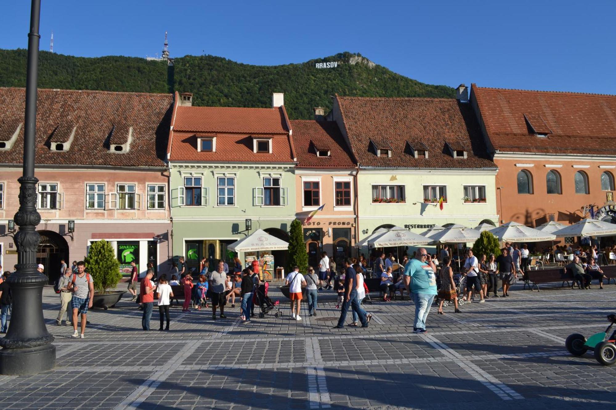 Casa Krone - Piata Sfatului Braşov Esterno foto