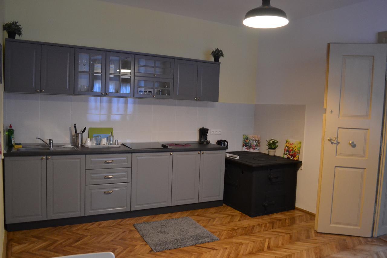 Casa Krone - Piata Sfatului Braşov Esterno foto