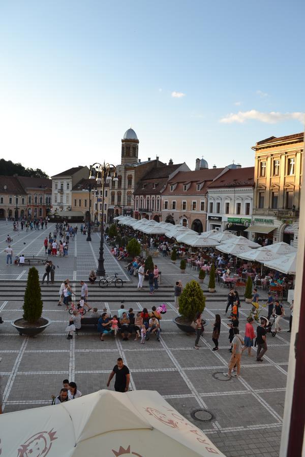 Casa Krone - Piata Sfatului Aparthotel Braşov Esterno foto