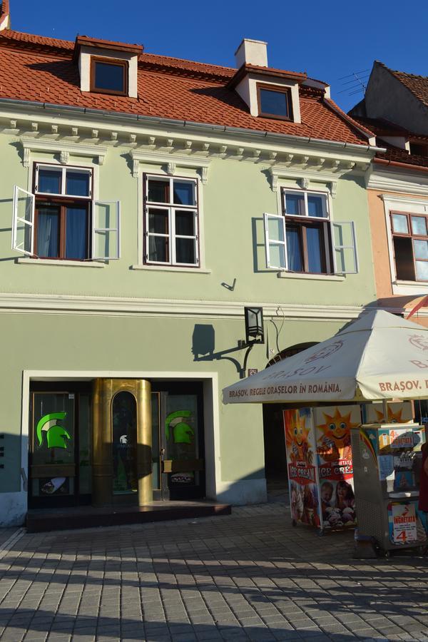 Casa Krone - Piata Sfatului Braşov Esterno foto