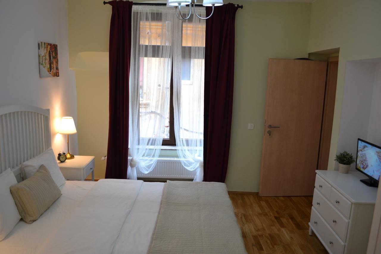 Casa Krone - Piata Sfatului Braşov Esterno foto