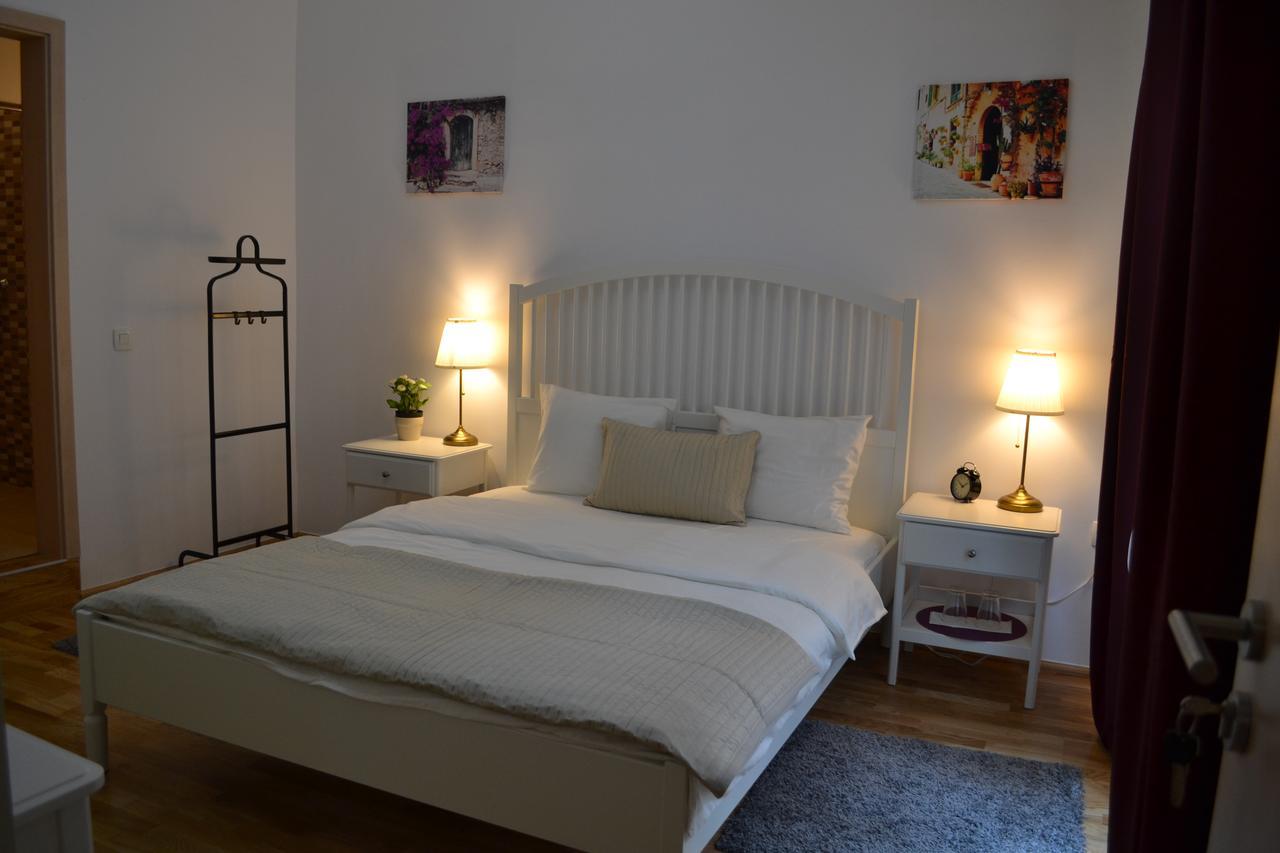 Casa Krone - Piata Sfatului Braşov Esterno foto