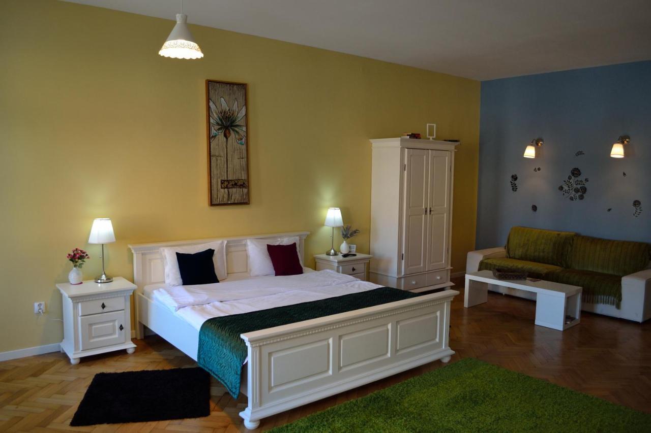Casa Krone - Piata Sfatului Braşov Esterno foto